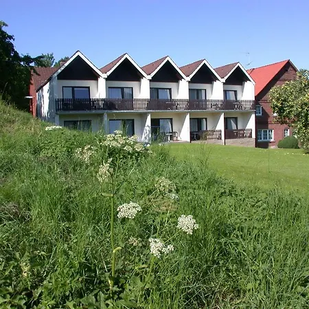 Hotel & Apartmenthaus Zum Pfingsttor 2*