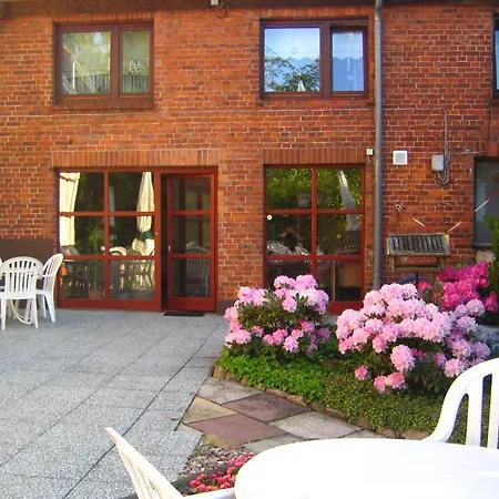 Hotel Zum Pfingsttor 2*